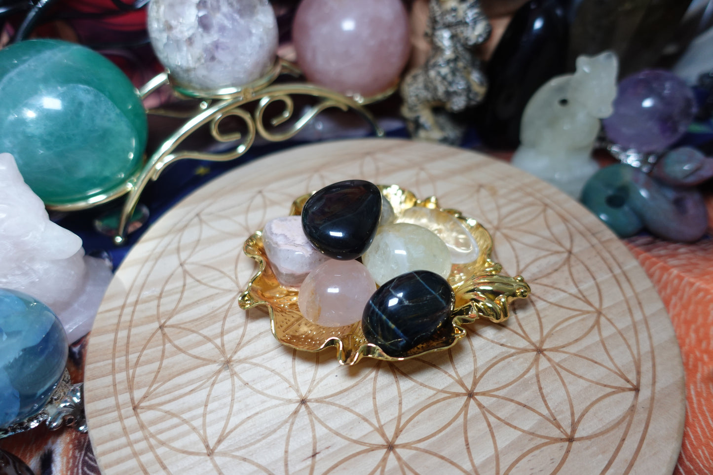 Metal Gold Frog Leaf Bowl