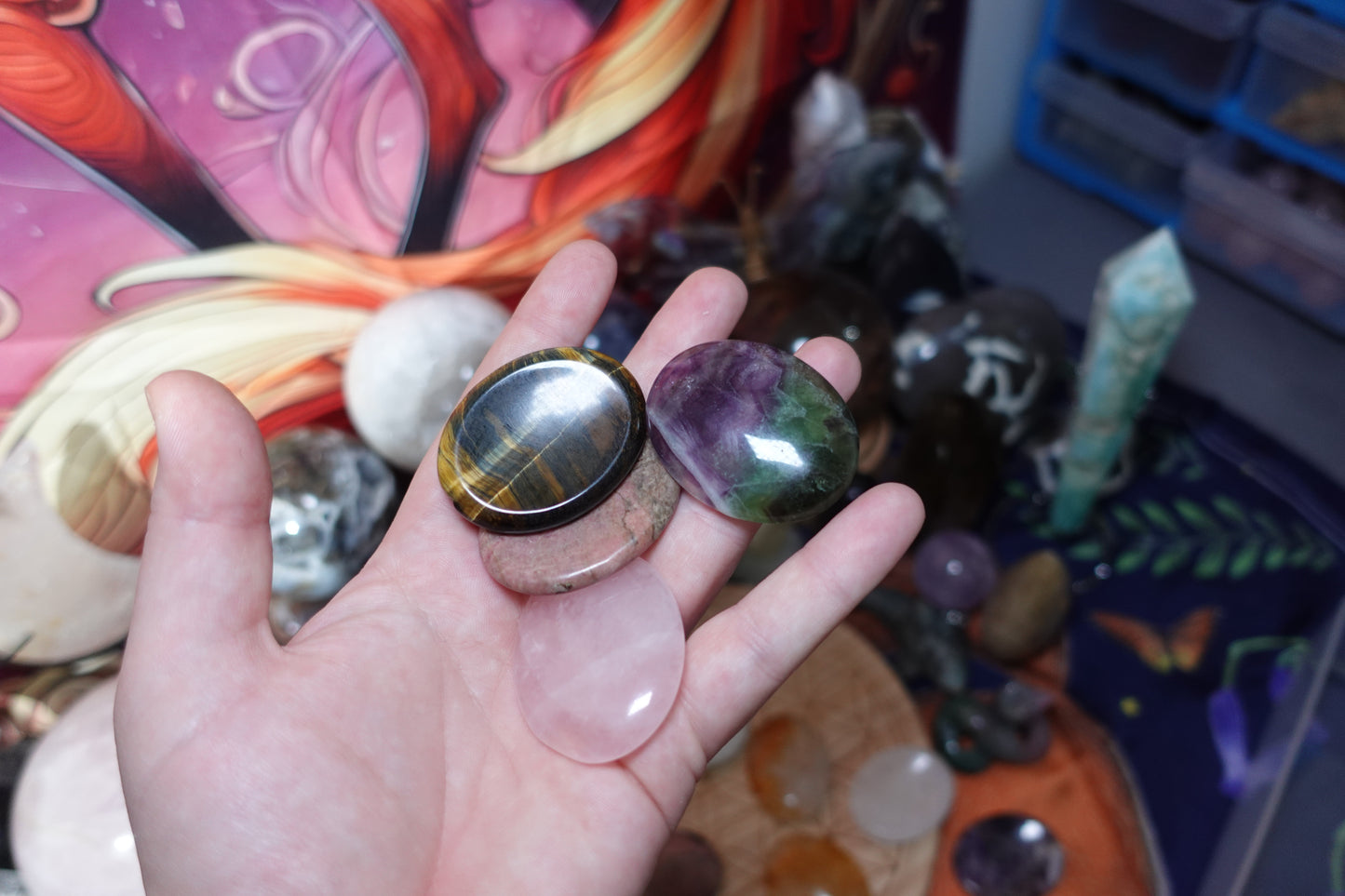 Worry Stones - Clear quartz, Golden Healer, Tigers Eye, Rose Quartz, Sodalite, Fluorite, Rhodonite, Amethyst, Jade, Green Aventurine, Jasper