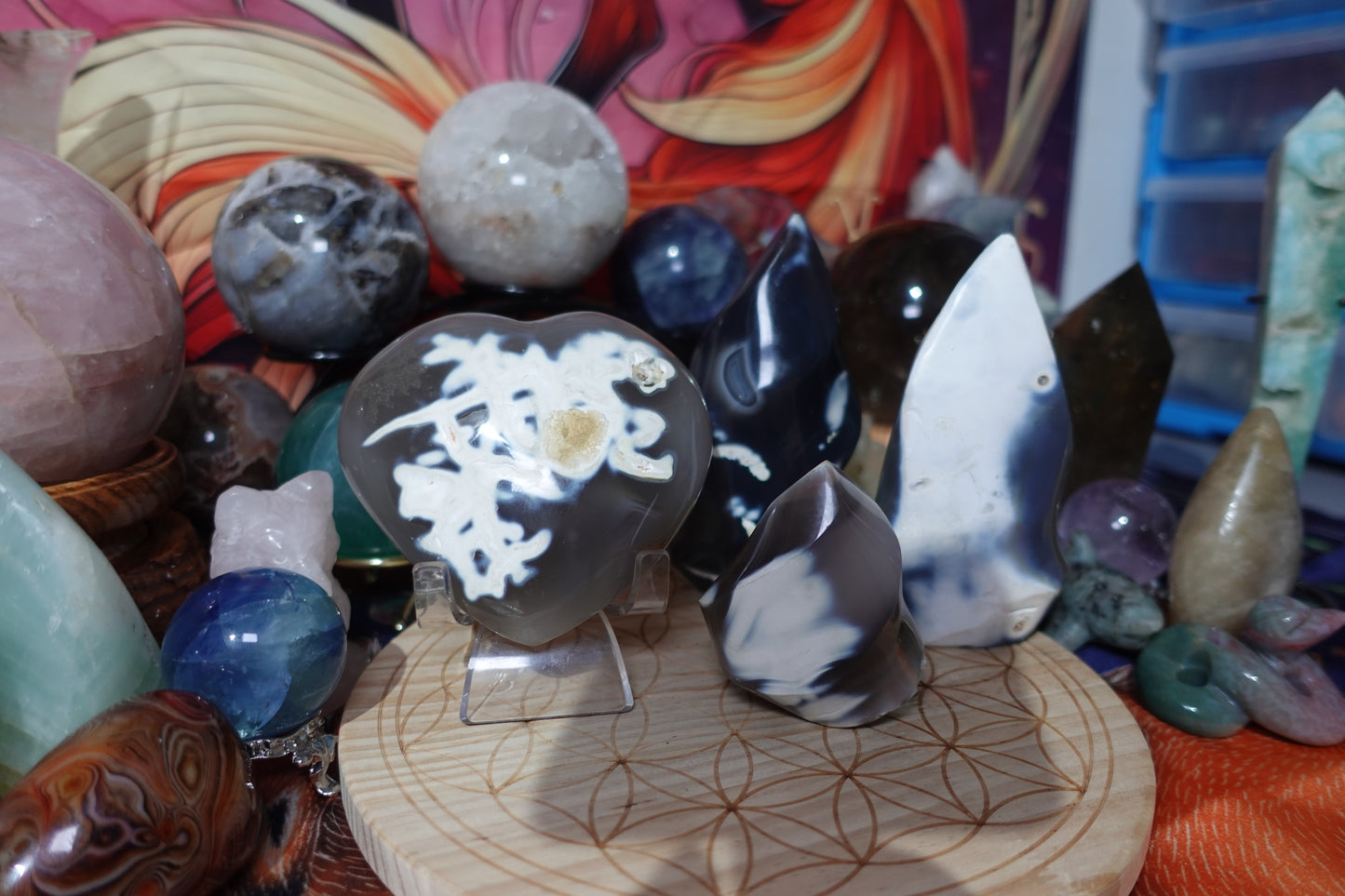 Orca Agate Flame & Heart Carvings