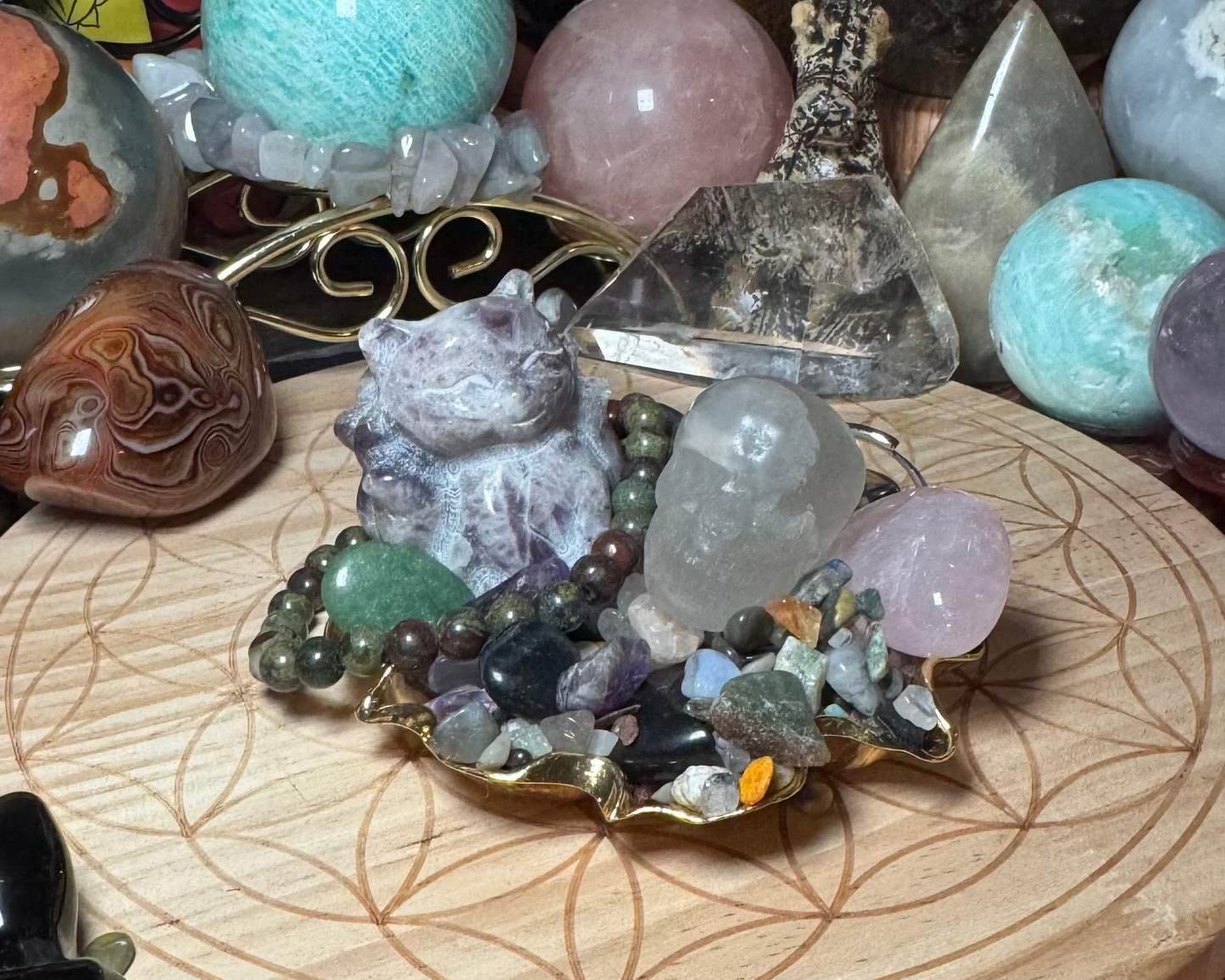 CRYSTAL SCOOPS