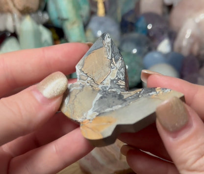 3D CRYSTAL BUTTERFLY CARVINGS - GRAPE AGATE, WHITE AGATE, GOLDEN CRAZY LACE, PINK CRAZY LACE, MALIGANO JASPER, CHRYSOPRASE,